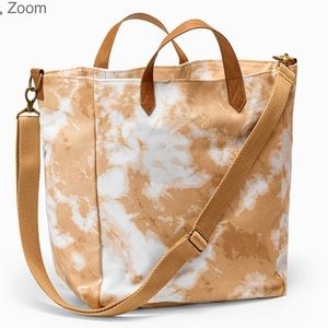 Thirty-one Casual Crossbody Tote in Fawn Tye-Dye